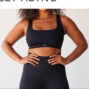 Set Active Onyx Box Cut Bra